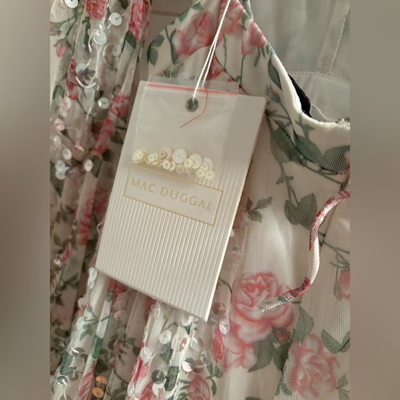 Mac Duggal A93746 Size 2 - Picture 10 of 12